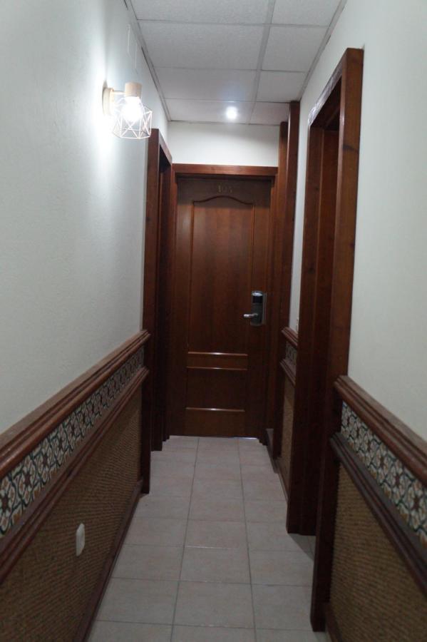 Hostal La Conilena Conil De La Frontera Extérieur photo