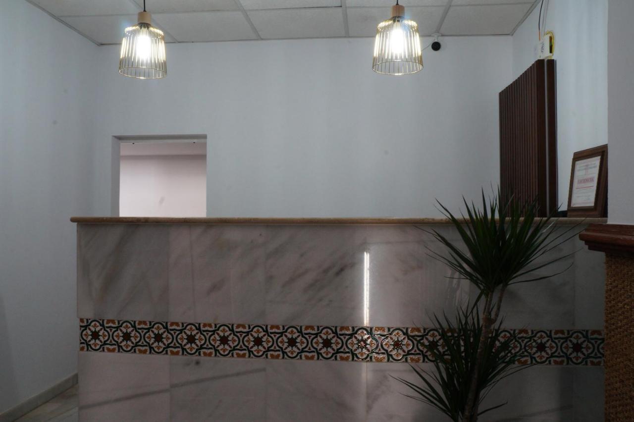 Hostal La Conilena Conil De La Frontera Extérieur photo